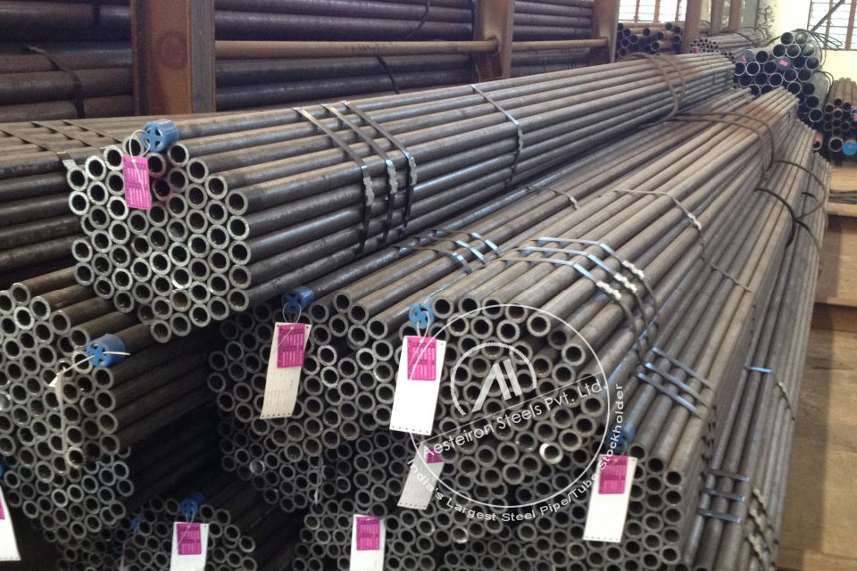 ASTM A213 T91 Alloy Steel Tube in MD Exports LLP Stockyard